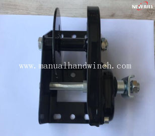 Argano di sollevamento manuale del piccolo freno automatico del nero 800lbs, argano della mano del rimorchio da tirare fornitore